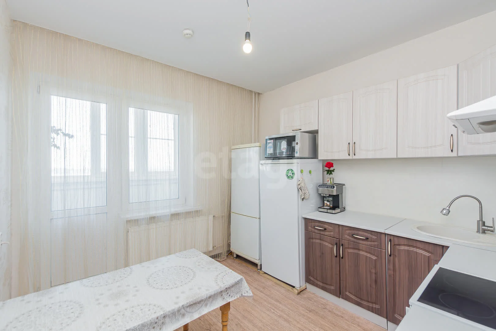 2-к квартира, 57.4м² (улица Героя Владислава Посадского, 28) - миниатюра 4