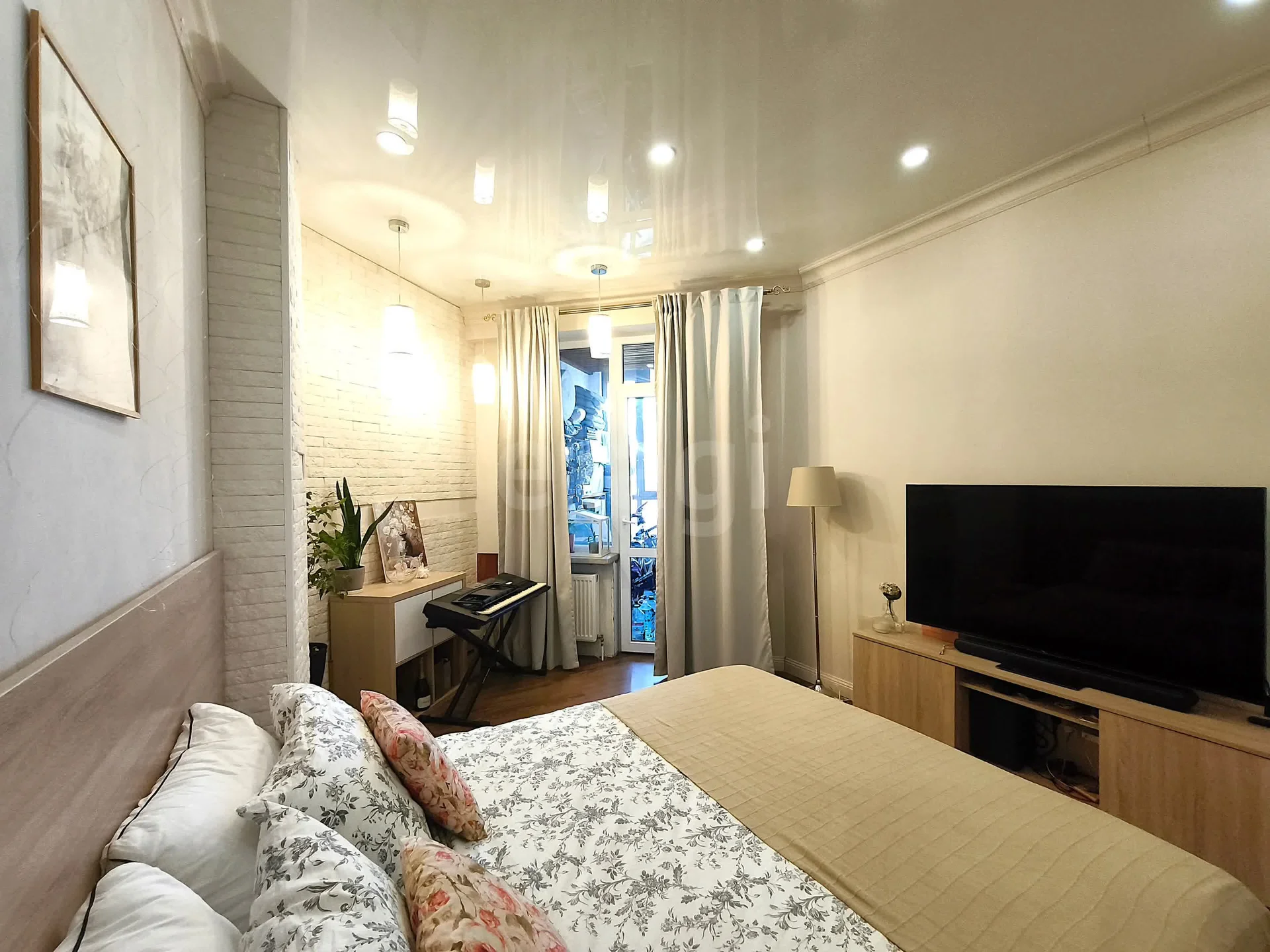 2-к квартира, 73.9м² (Баварская улица, 8) - миниатюра 2