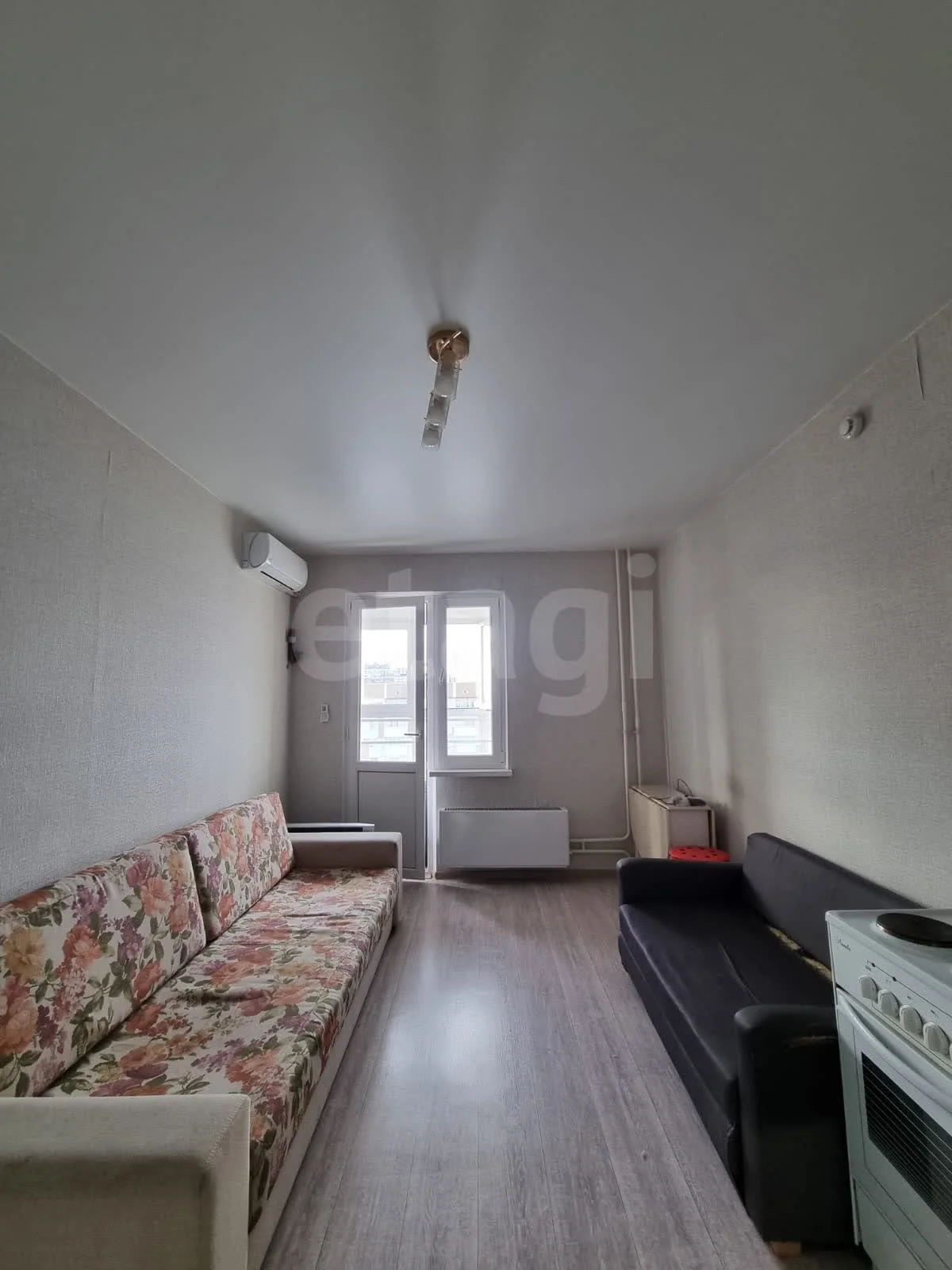 1-к квартира, 32.6м² (улица Генерала Трошева, 11) - миниатюра 3