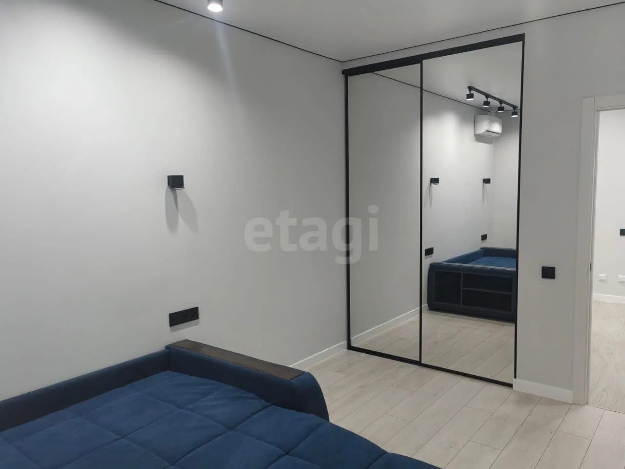 2-к квартира, 63.3м² (улица имени Героя Георгия Бочарникова, 8к1) - миниатюра 2