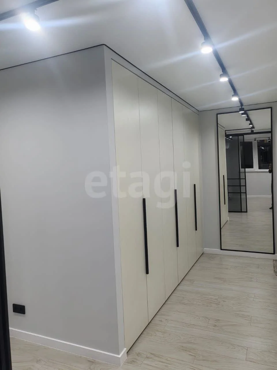 2-к квартира, 63.3м² (улица имени Героя Георгия Бочарникова, 8к1) - миниатюра 4