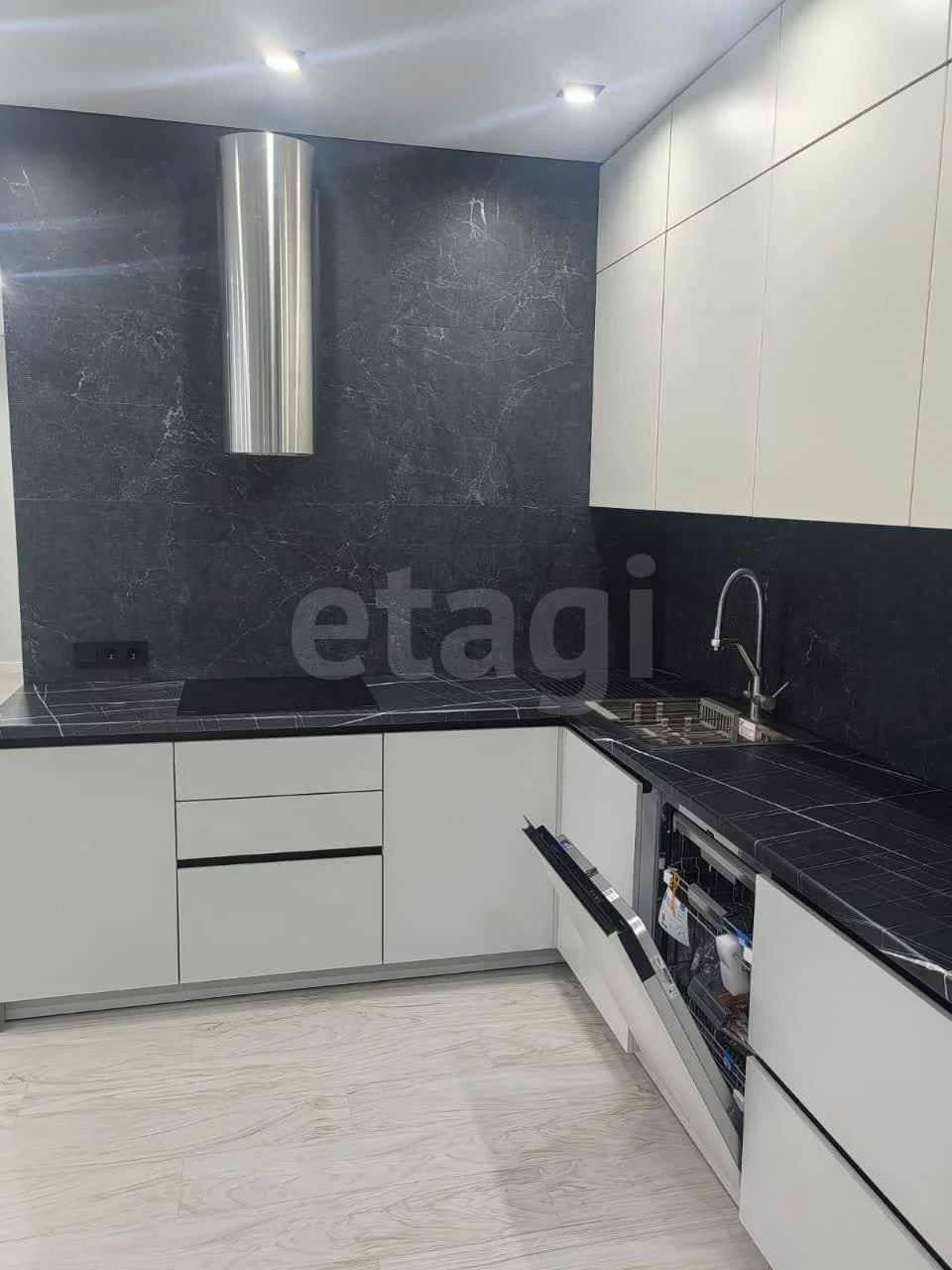 2-к квартира, 63.3м² (улица имени Героя Георгия Бочарникова, 8к1) - миниатюра 8