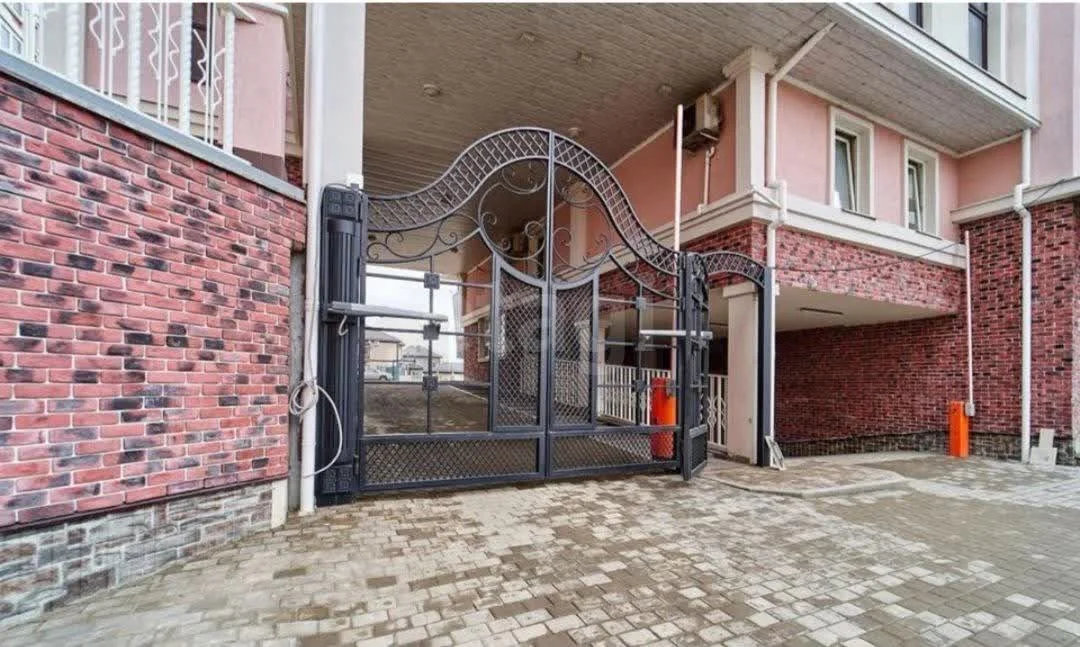3-к квартира, 96.4м² (Черниговская улица, 1) - миниатюра 22
