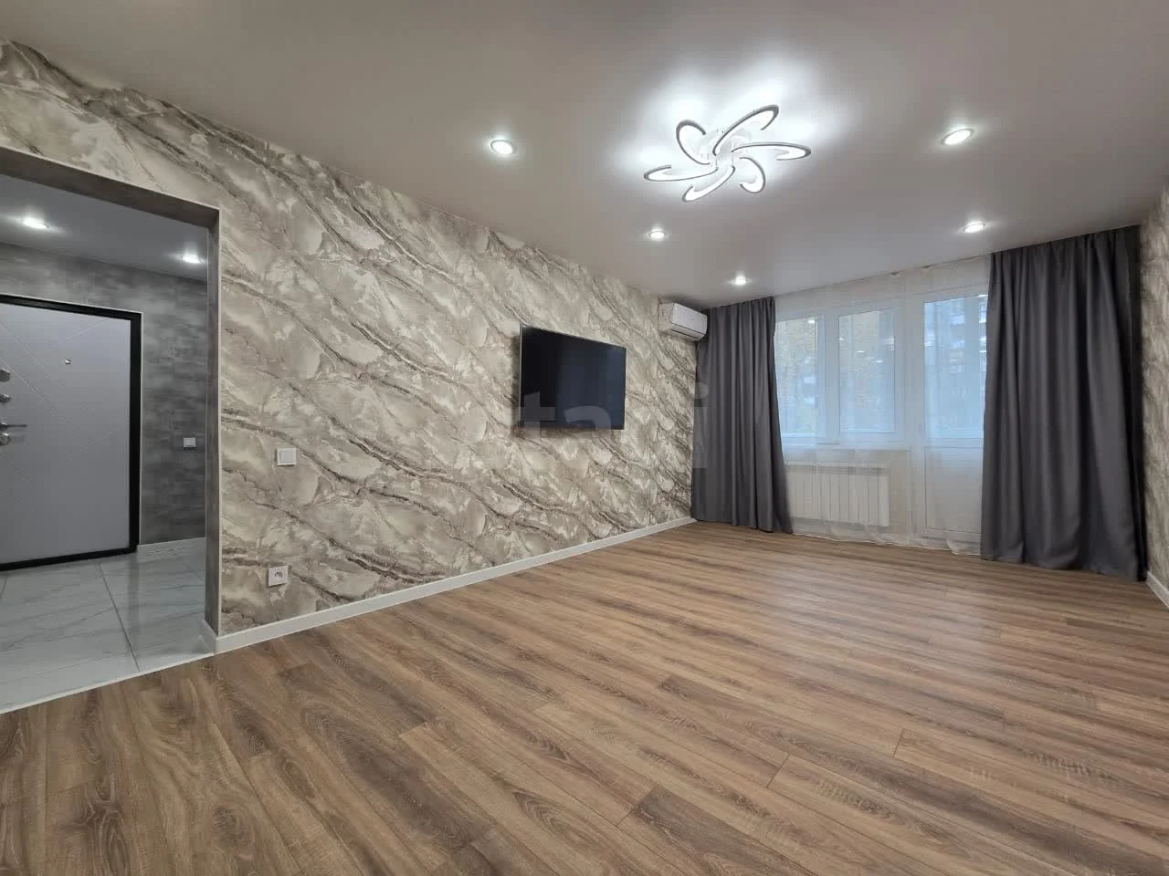 2-к квартира, 52.7м² (Уральская улица, 148) - миниатюра 5