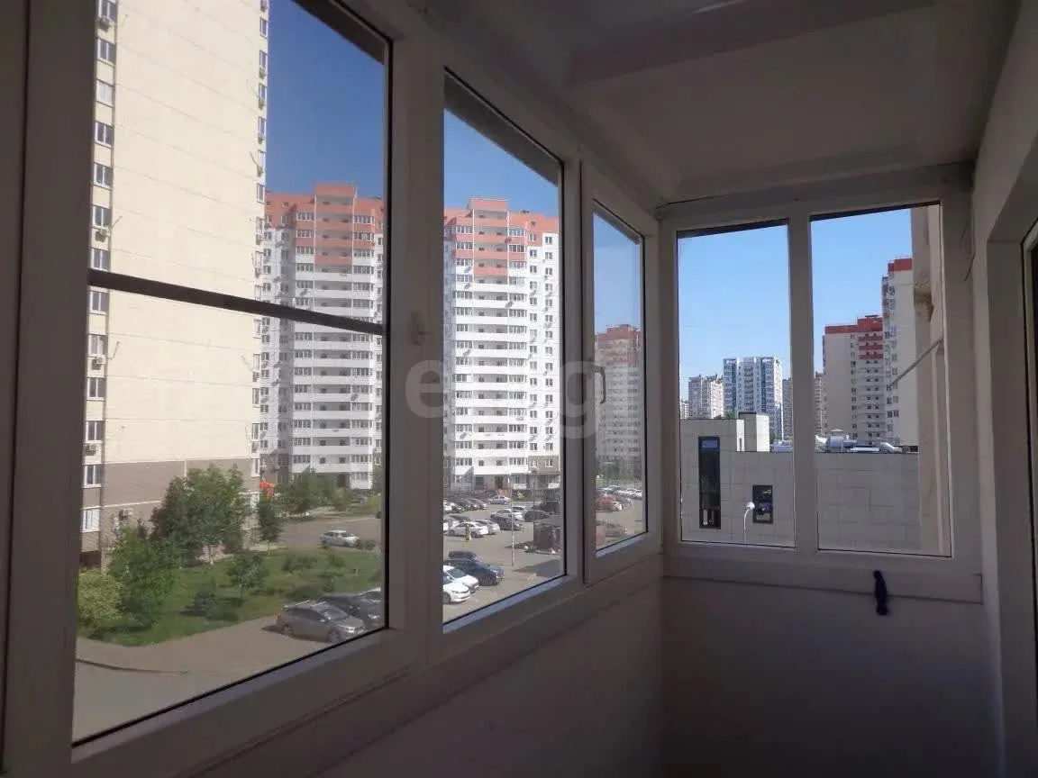 2-к квартира, 59.4м² (улица Героя А.А. Аверкиева, 26) - миниатюра 2