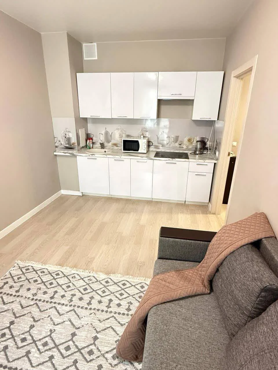 2-к квартира, 51.2м² (улица имени Героя Георгия Бочарникова, 4к1) - миниатюра 3