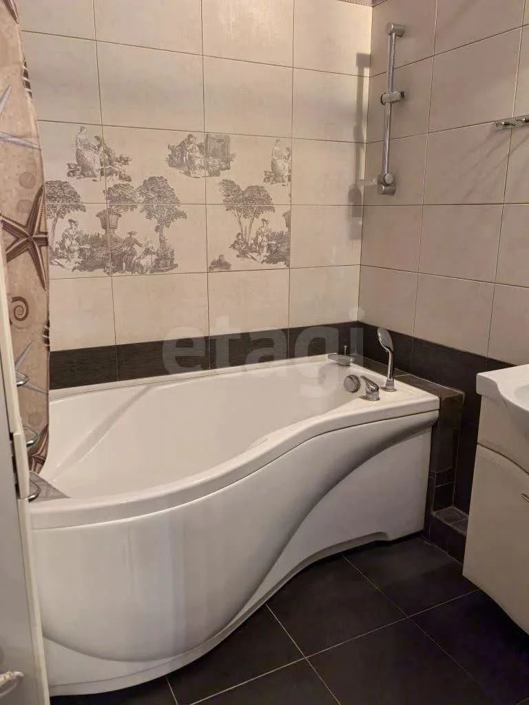 2-к квартира, 80.5м² (Промышленная улица, 33) - миниатюра 8