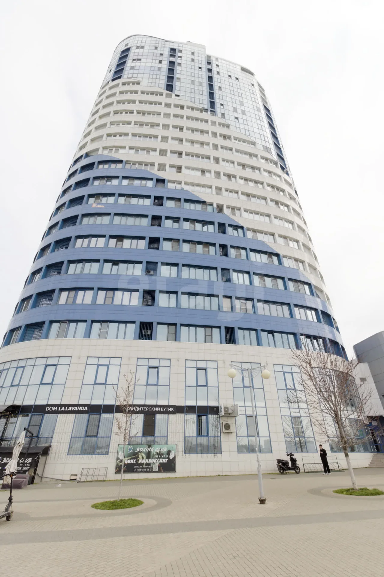 2-к квартира, 74.2м² (улица Кубанская Набережная, 39) - миниатюра 2