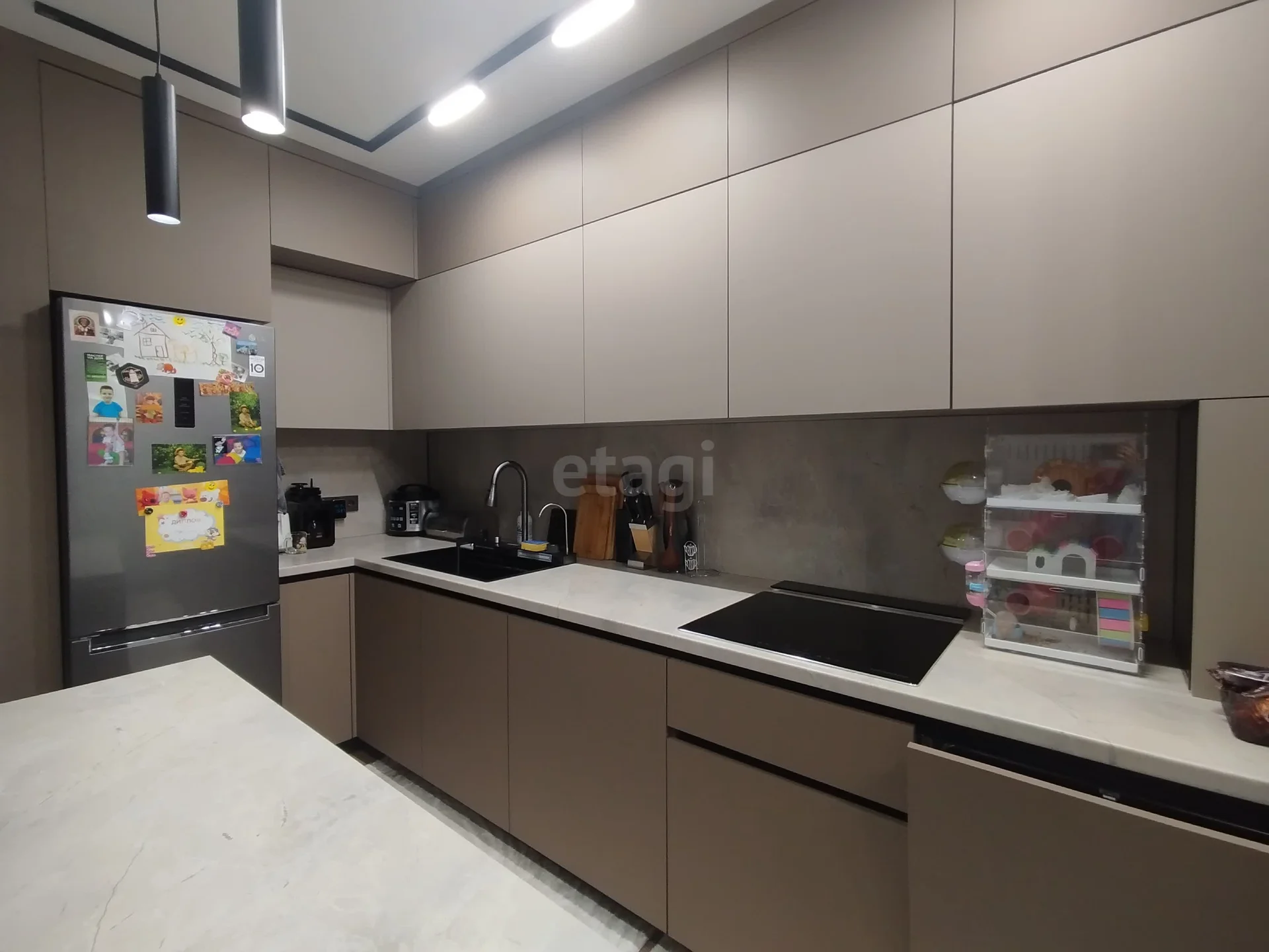 2-к квартира, 60.9м² (улица Ивана Беличенко, 101) - миниатюра 4