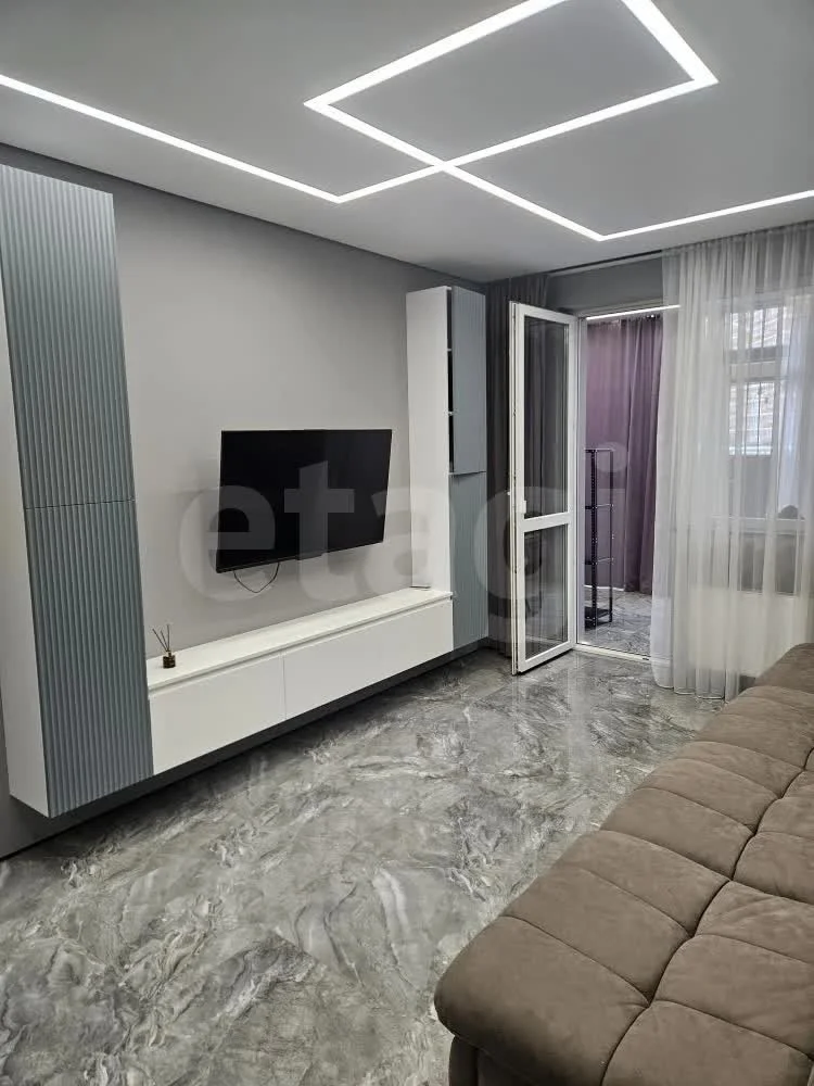 2-к квартира, 96.6м² (улица Константина Гондаря, 99) - изображение 1