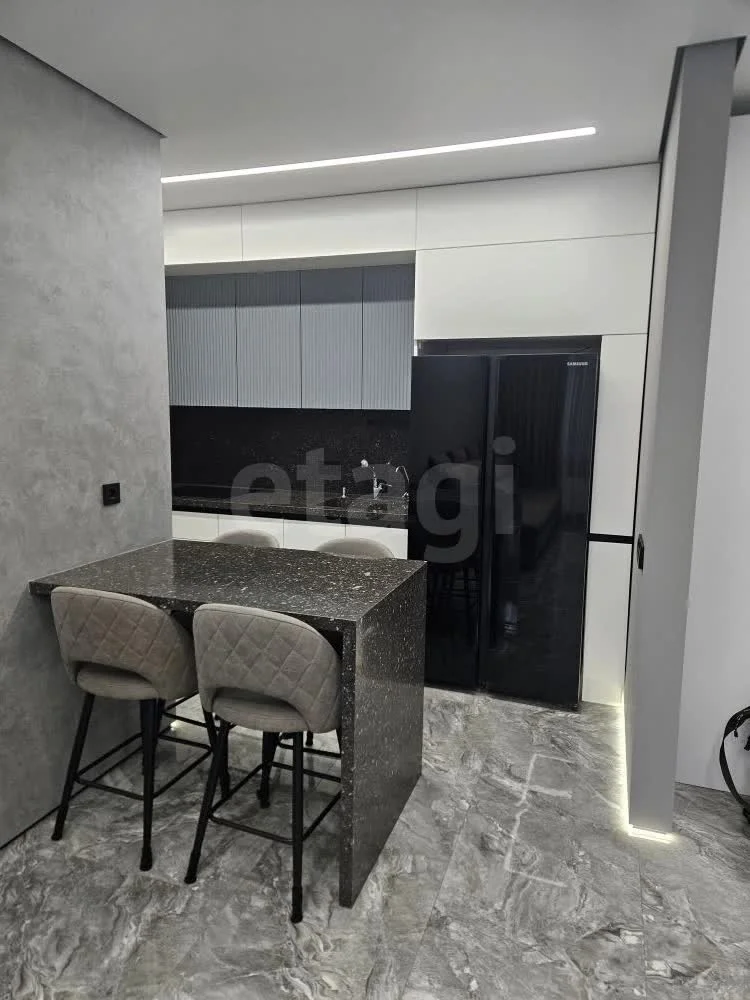2-к квартира, 96.6м² (улица Константина Гондаря, 99) - миниатюра 2