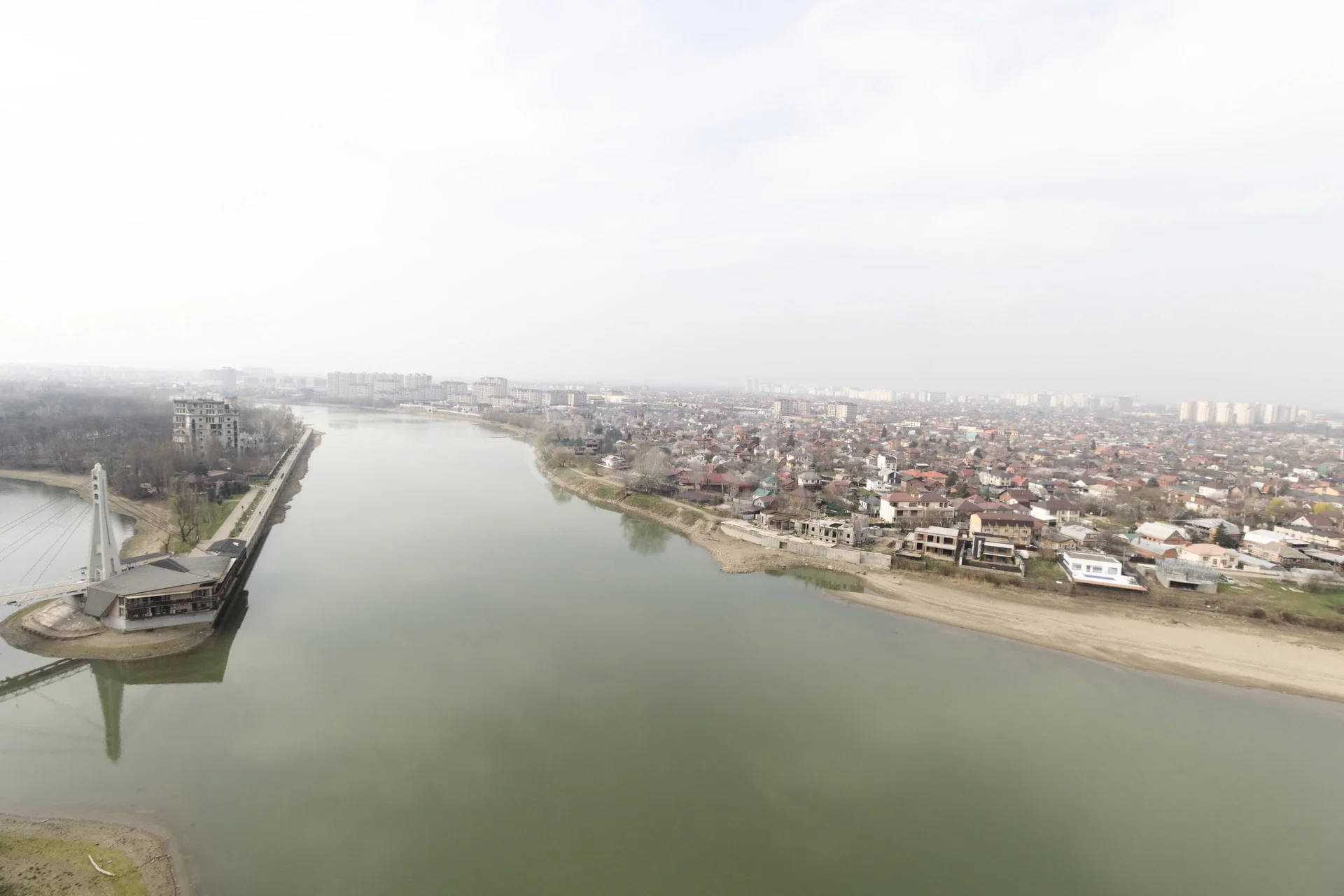 3-к квартира, 98.4м² (улица Кубанская Набережная, 39) - миниатюра 31