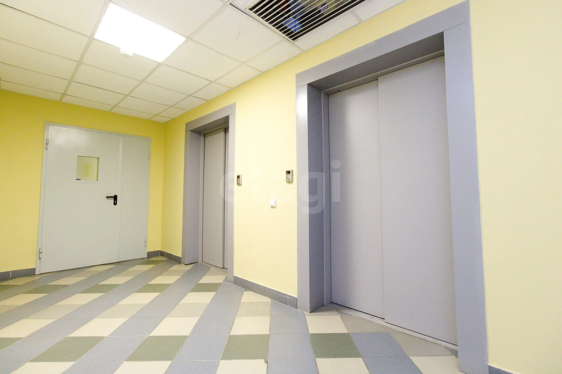 3-к квартира, 98.4м² (улица Кубанская Набережная, 39) - миниатюра 37