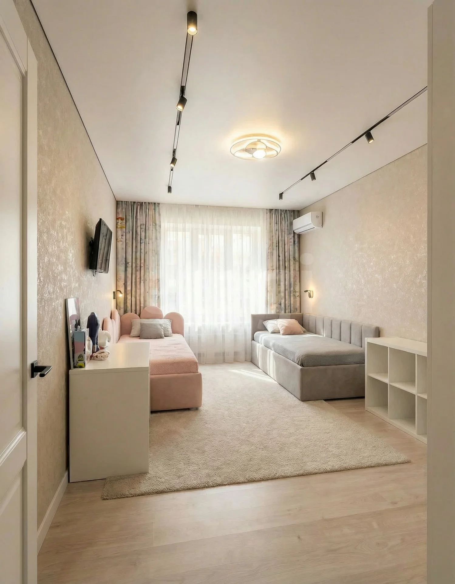 2-к квартира, 63.7м² (улица Григория Булгакова, 8) - миниатюра 2