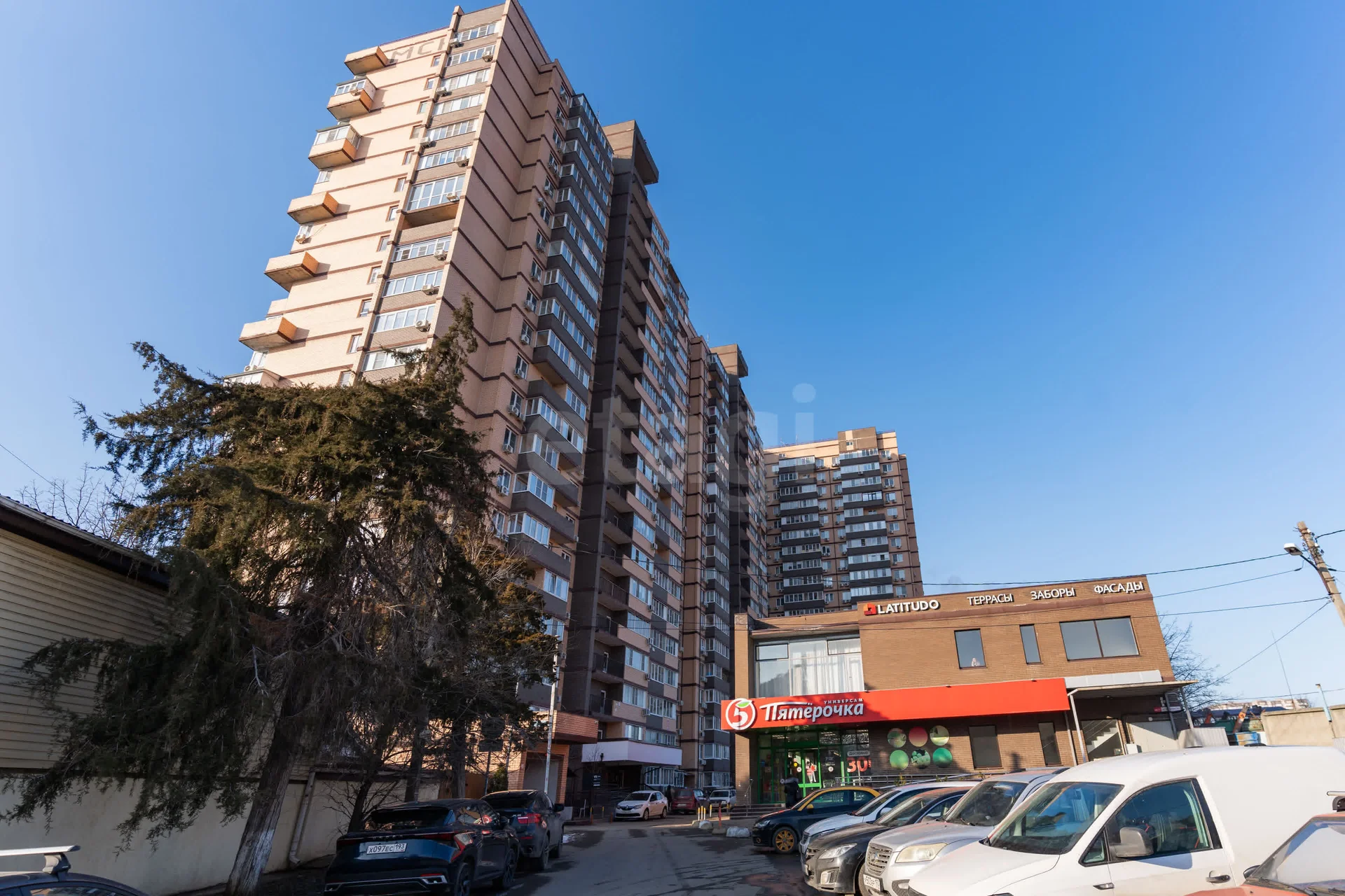 1-к квартира, 37м² (Гаражная улица, 107) - изображение 1