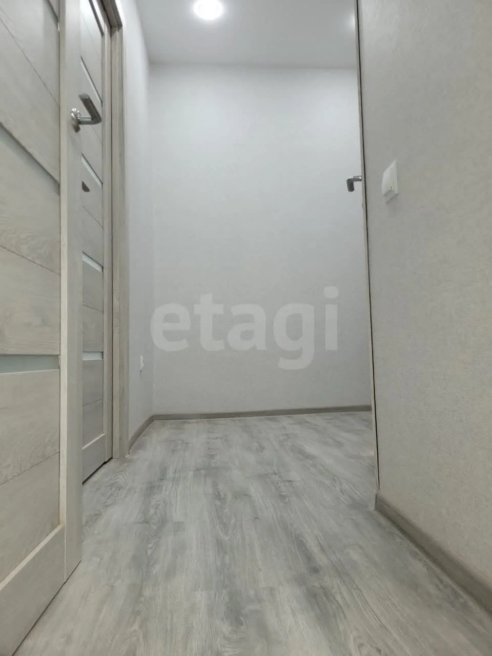 2-к квартира, 33м² (Лазурная улица, 66) - миниатюра 13