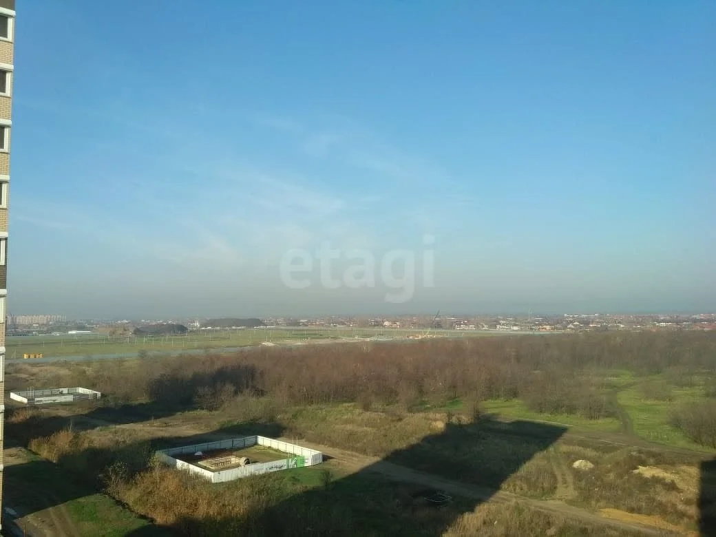 1-к квартира, 38м² (улица им. Мурата Ахеджака, 12к8) - миниатюра 2