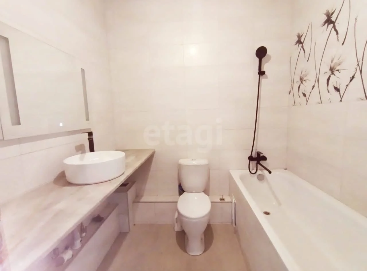 1-к квартира, 38м² (улица им. Мурата Ахеджака, 12к8) - миниатюра 3