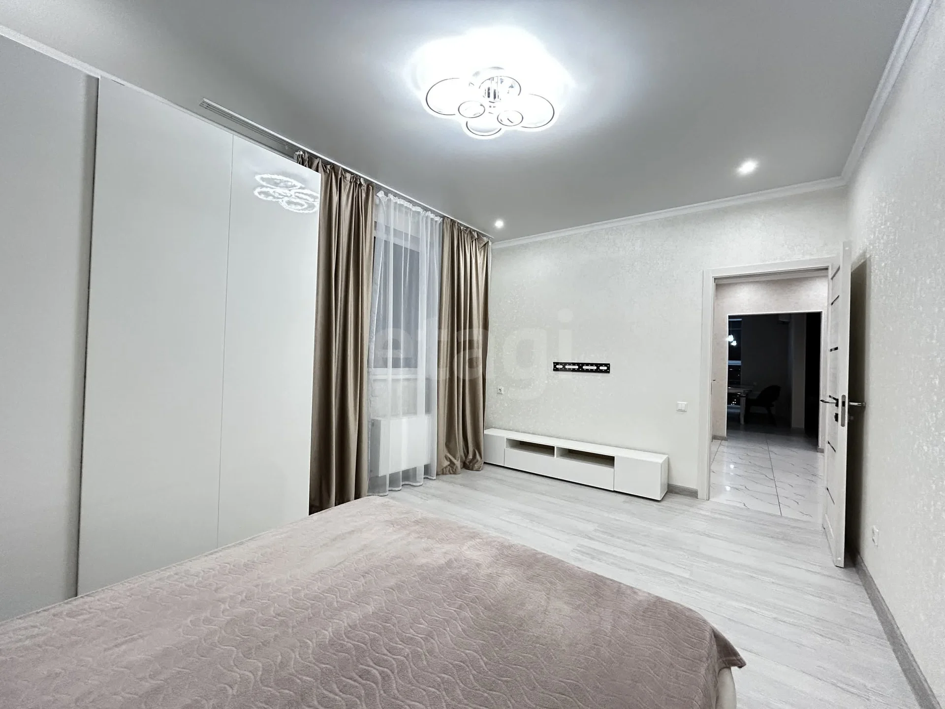 2-к квартира, 76.9м² (улица Автолюбителей, 1г) - миниатюра 22