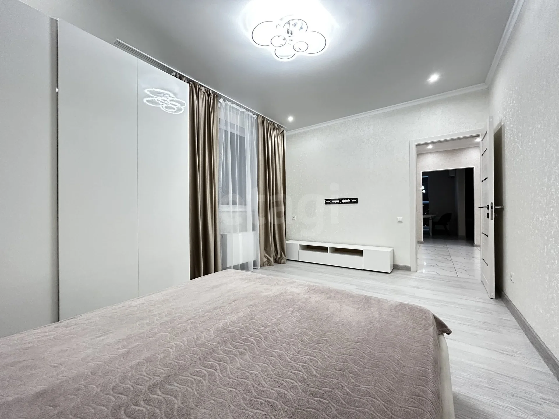 2-к квартира, 76.9м² (улица Автолюбителей, 1г) - миниатюра 23