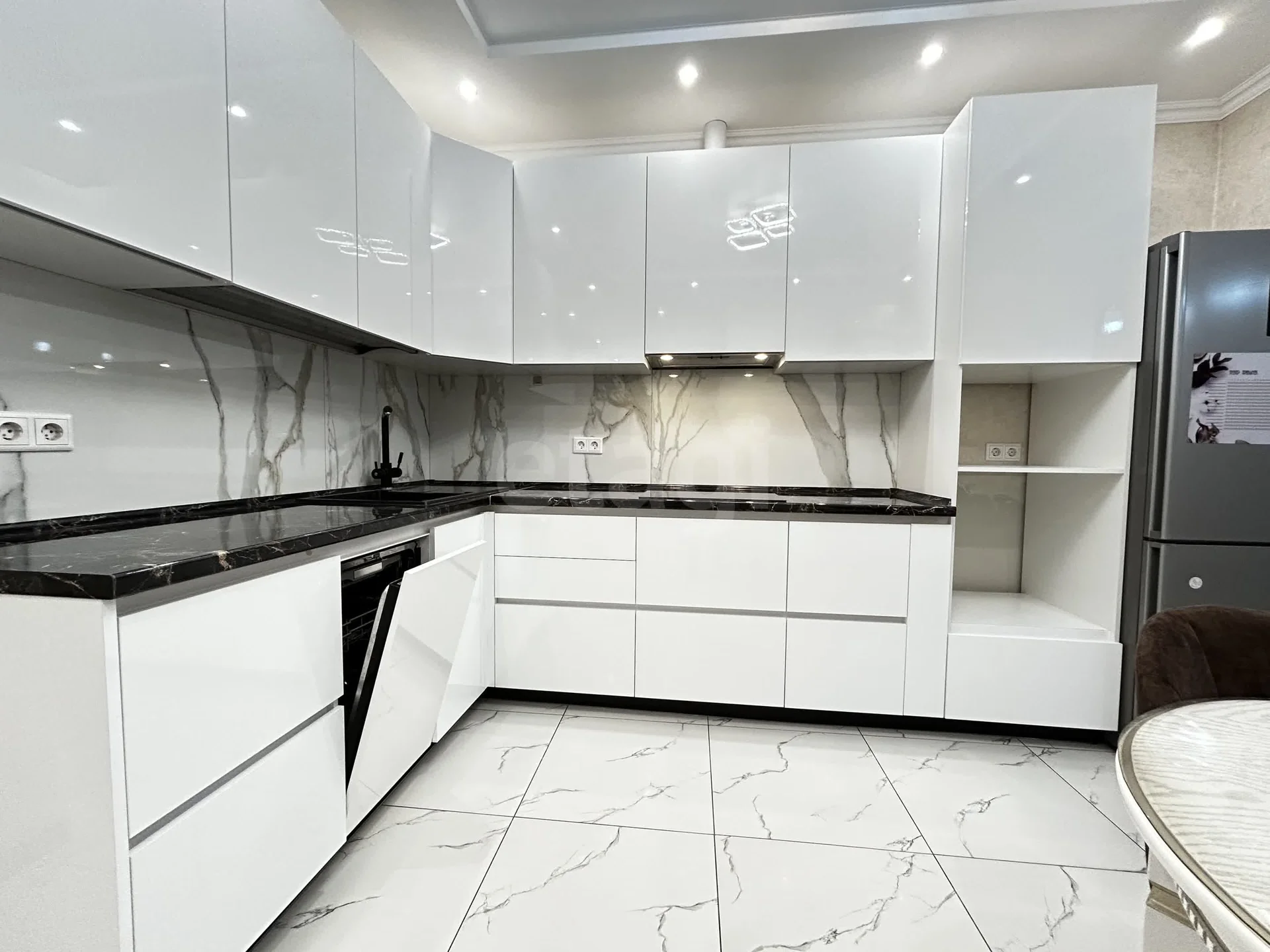 2-к квартира, 76.9м² (улица Автолюбителей, 1г) - миниатюра 39