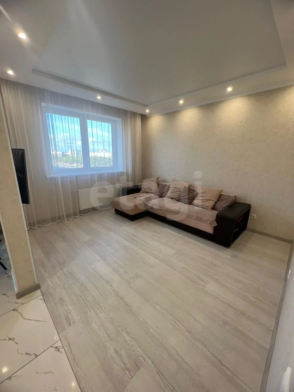 2-к квартира, 76.9м² (улица Автолюбителей, 1г) - миниатюра 4