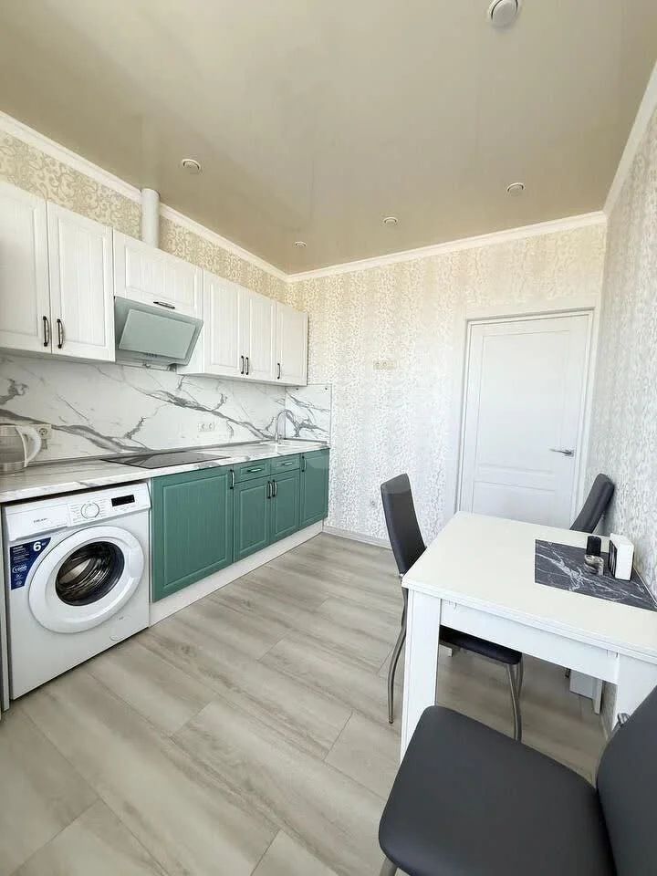 1-к квартира, 35.5м² (улица имени В.М. Комарова, 21б) - миниатюра 6