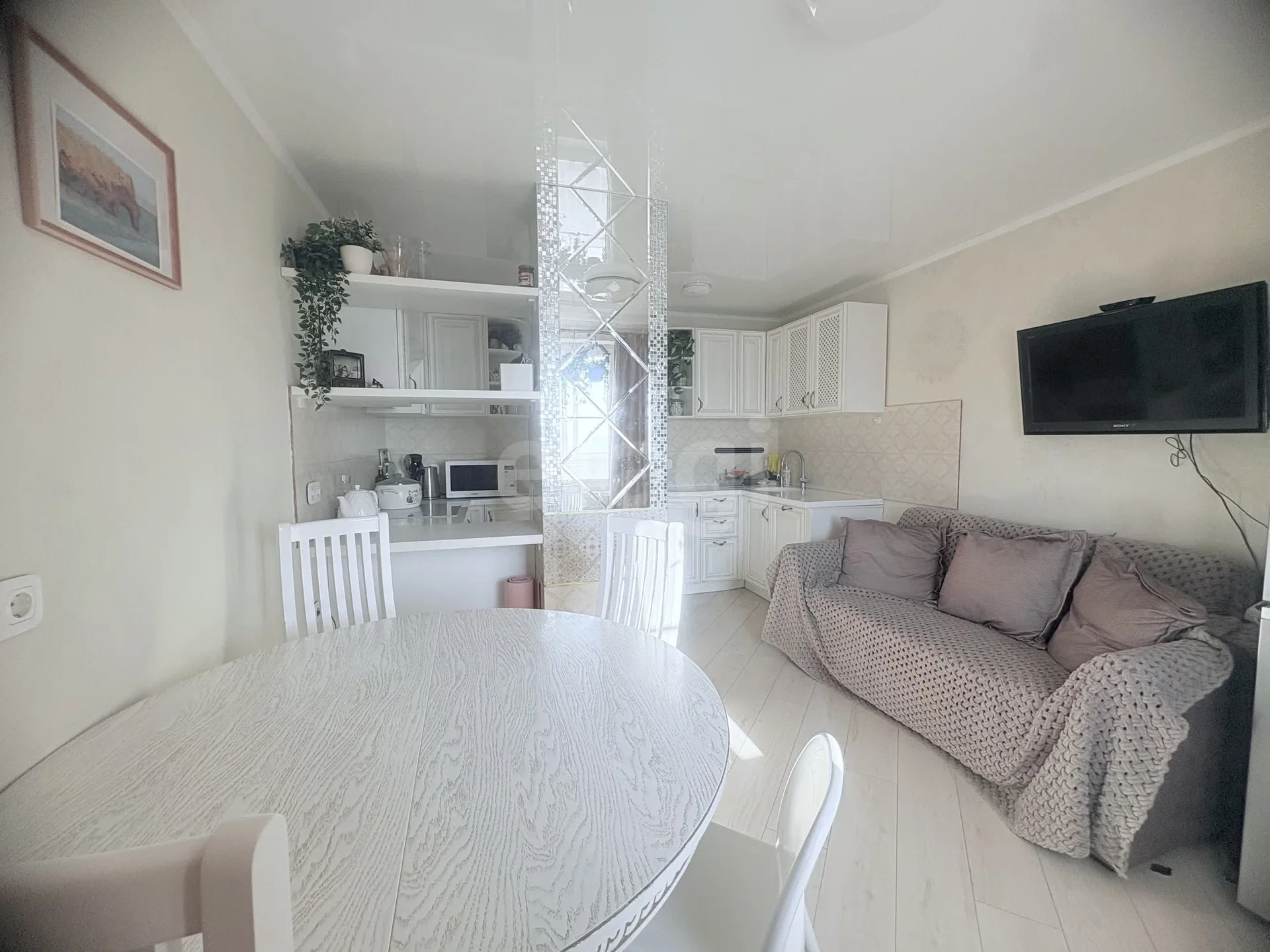 2-к квартира, 60.1м² (улица имени 40-летия Победы, 33/9) - миниатюра 3