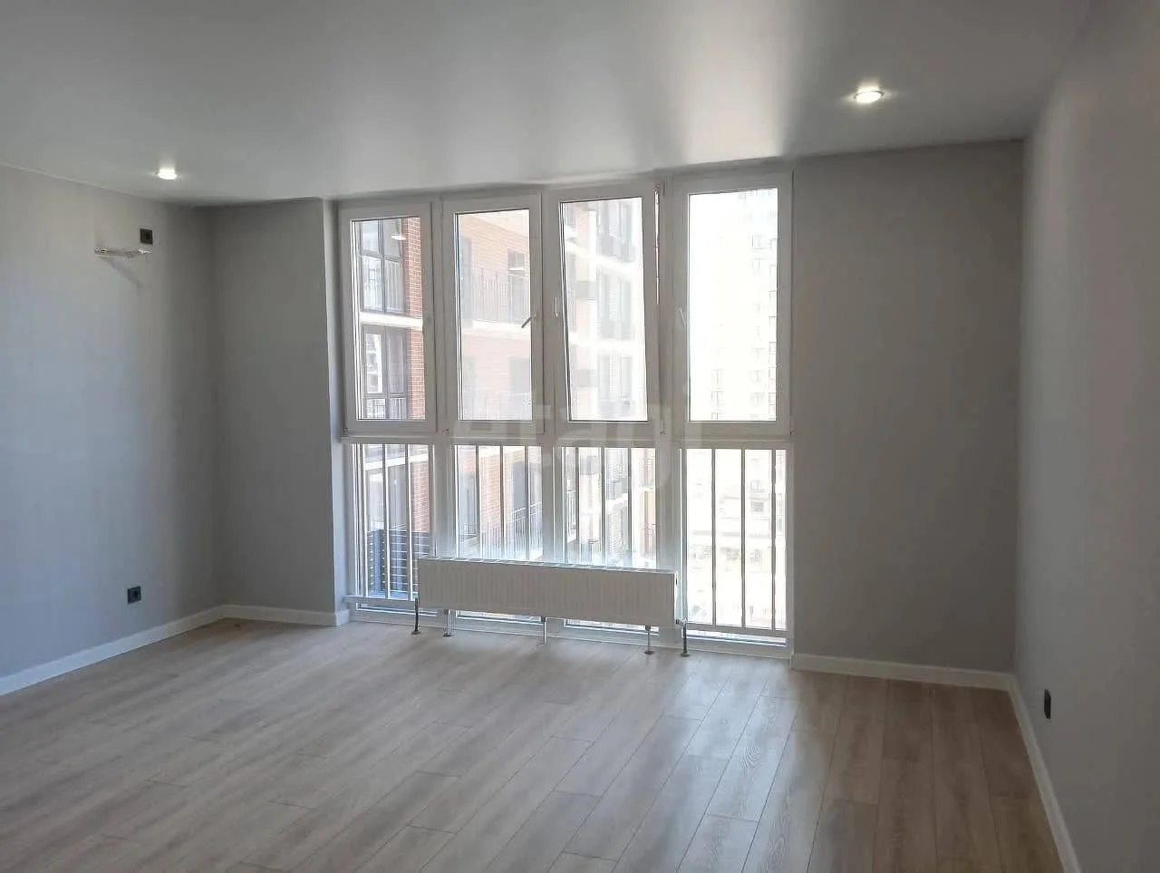 Студия, 30.4м² (улица Ивана Беличенко, 90к2) - миниатюра 3