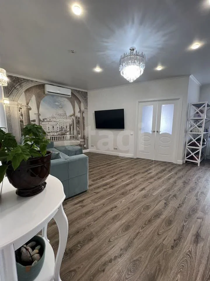 3-к квартира, 82.8м² (Домбайская улица, 57) - миниатюра 3