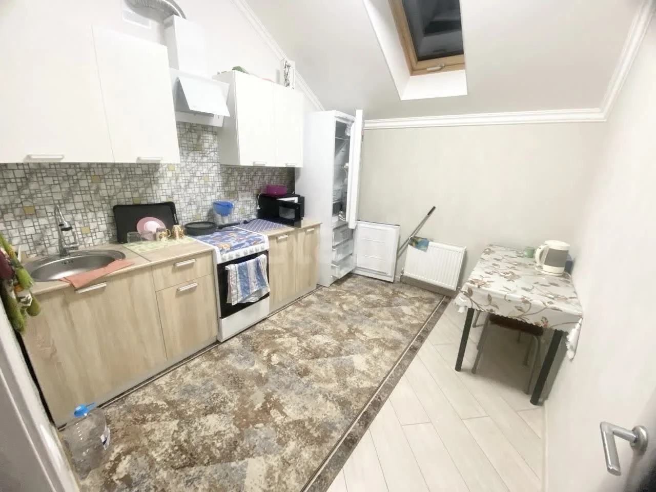 1-к квартира, 37.9м² (улица Генерала Петрова, 33) - миниатюра 4
