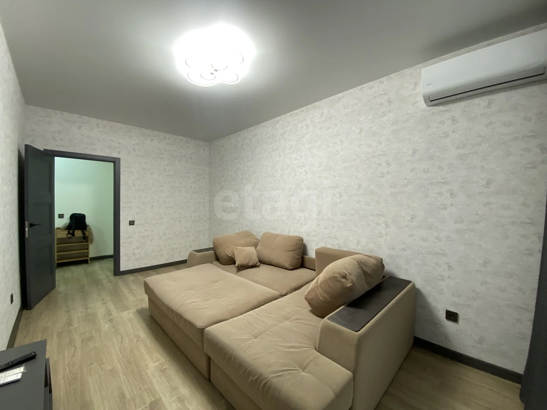 1-к квартира, 36м² (улица имени Героя Георгия Бочарникова, 4к1) - миниатюра 9