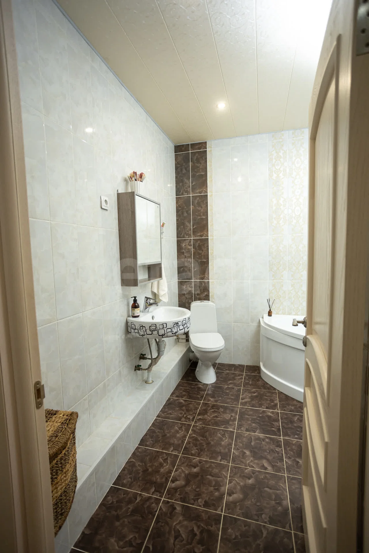 2-к квартира, 101м² (улица Ивана Рослого, 18к3) - миниатюра 23