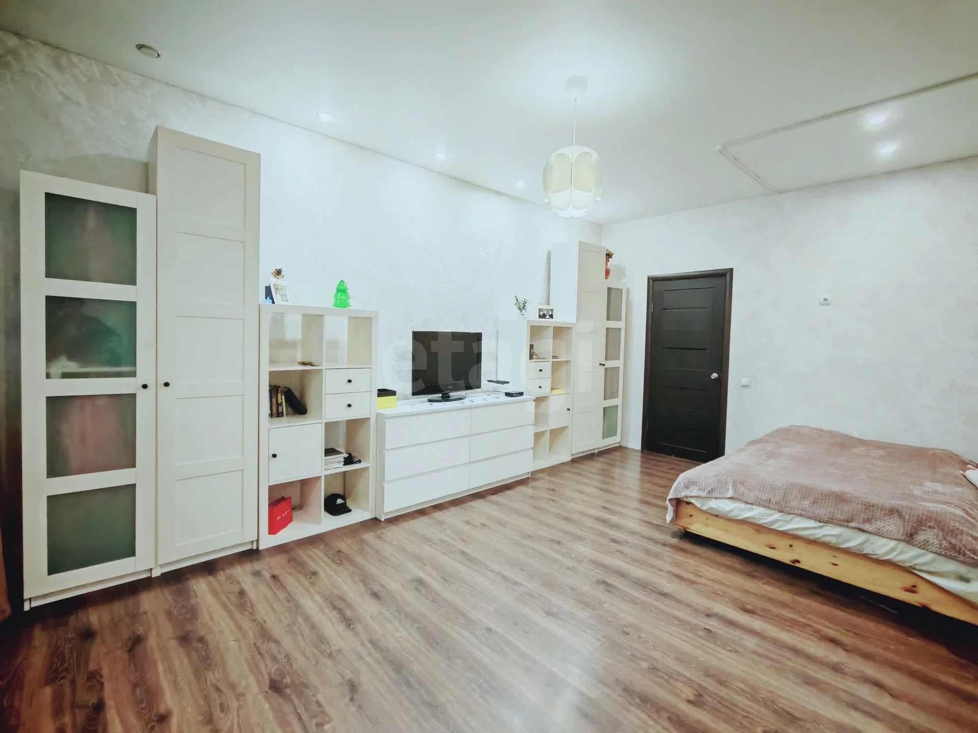 1-к квартира, 51.1м² (улица имени Г.М. Плотниченко, 57) - миниатюра 11
