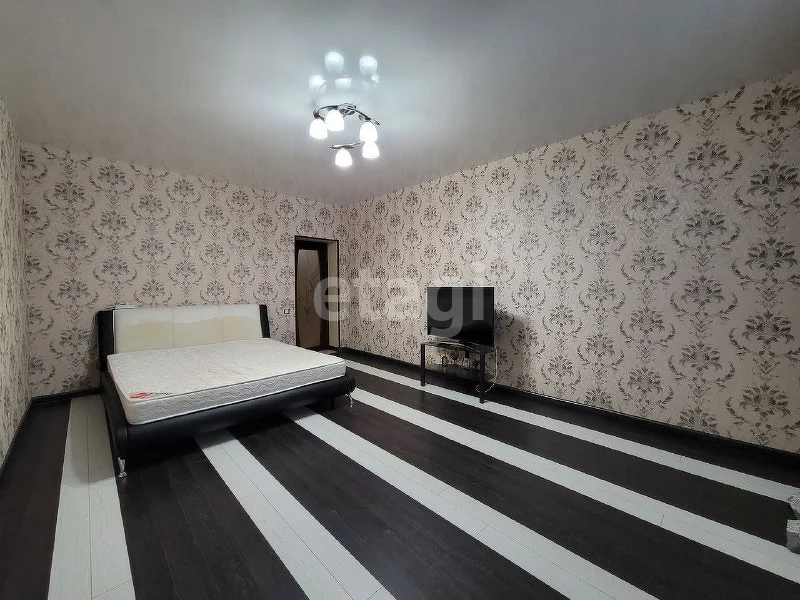 3-к квартира, 112.7м² (улица имени Г.М. Плотниченко, 57) - миниатюра 6