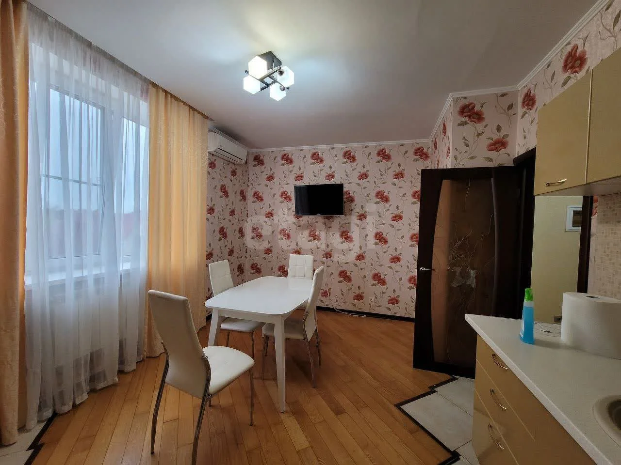 3-к квартира, 112.7м² (улица имени Г.М. Плотниченко, 57) - миниатюра 8