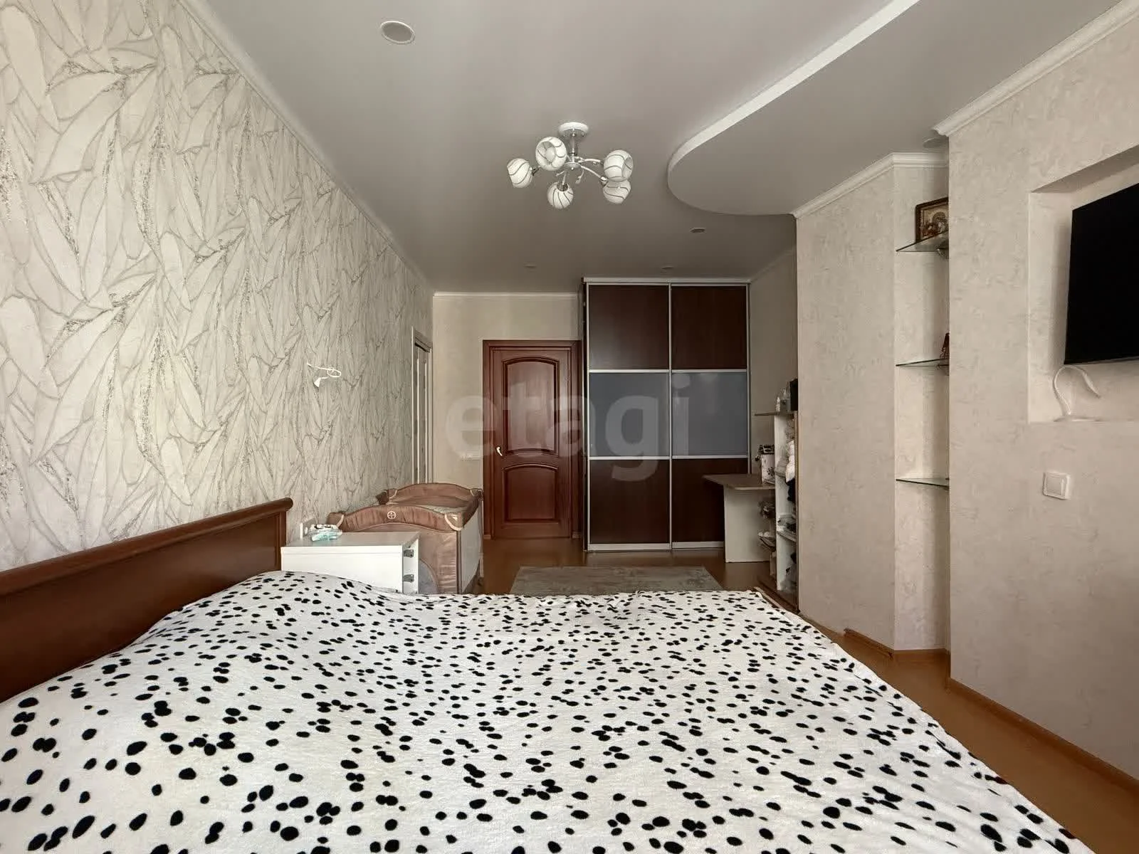 3-к квартира, 111м² (улица Атарбекова, 5) - миниатюра 14