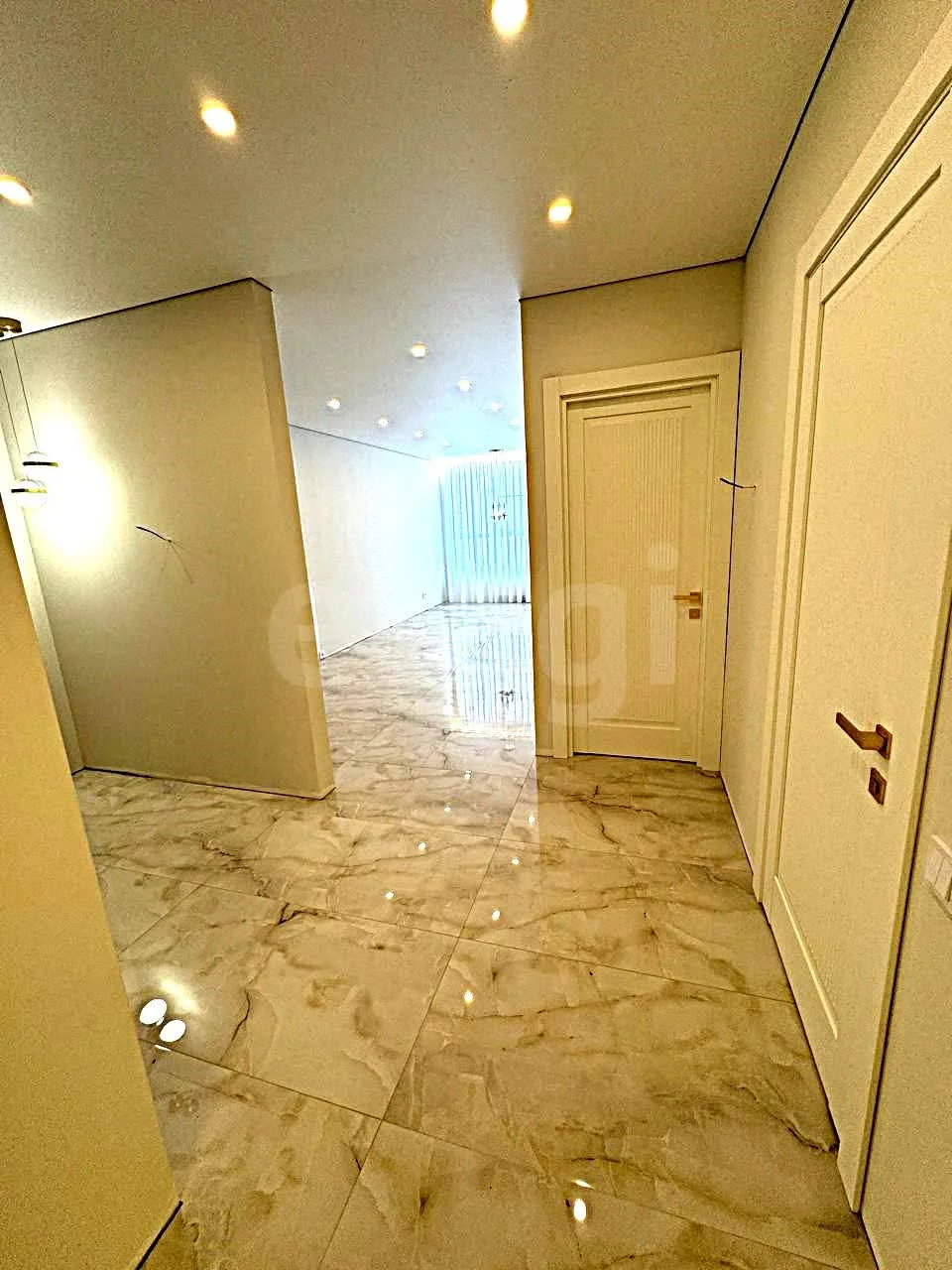 2-к квартира, 70м² (улица Григория Булгакова, 10) - миниатюра 5