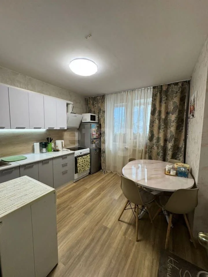2-к квартира, 56.1м² (улица имени Калинина, 350/4) - миниатюра 3