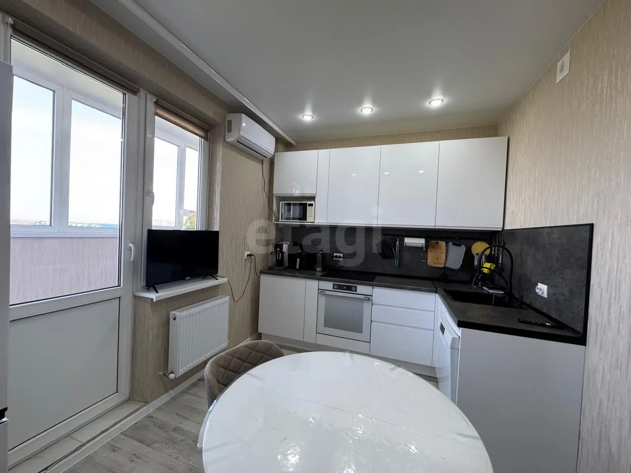 2-к квартира, 56.1м² (улица Краеведа Соловьёва, 6к4) - миниатюра 10