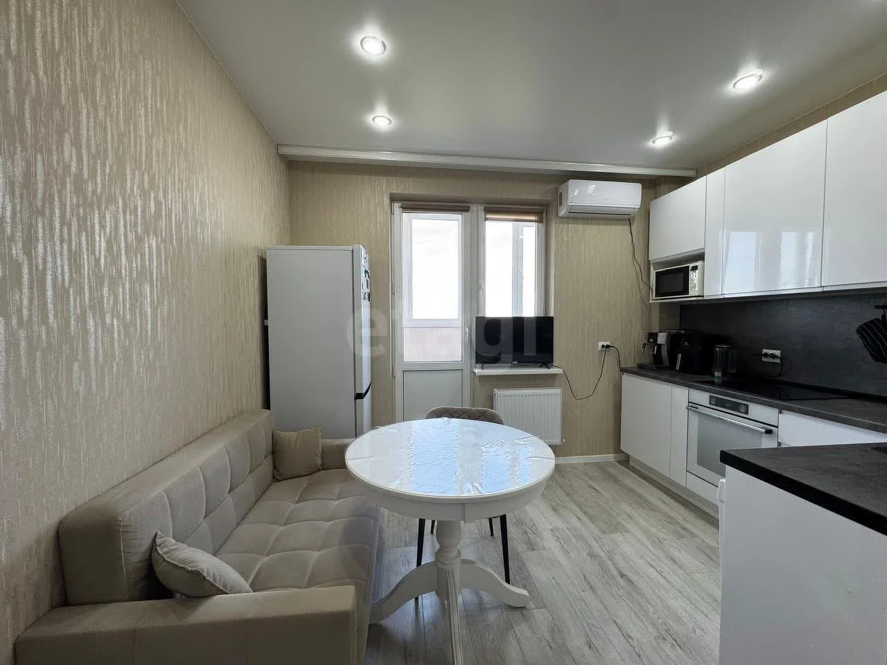 2-к квартира, 56.1м² (улица Краеведа Соловьёва, 6к4) - миниатюра 8