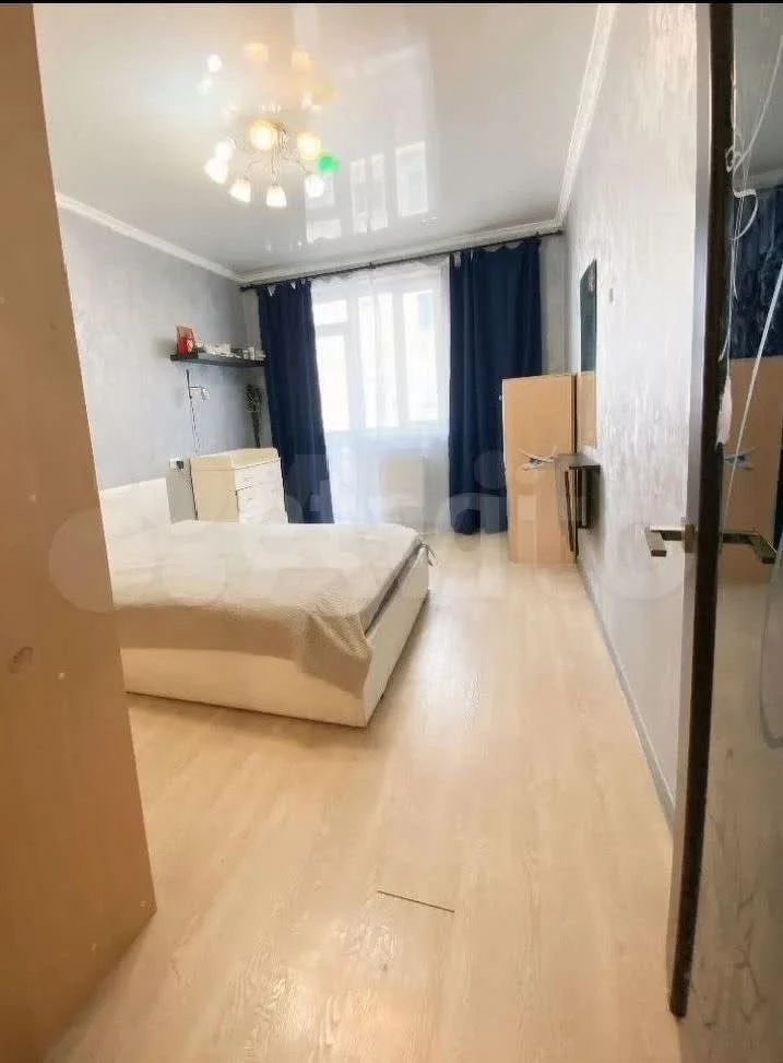 2-к квартира, 57.8м² (улица имени Сергея Есенина, 84б) - изображение 1