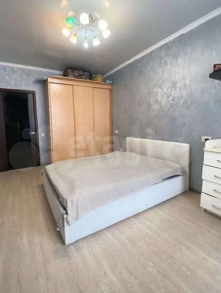 2-к квартира, 57.8м² (улица имени Сергея Есенина, 84б) - миниатюра 2