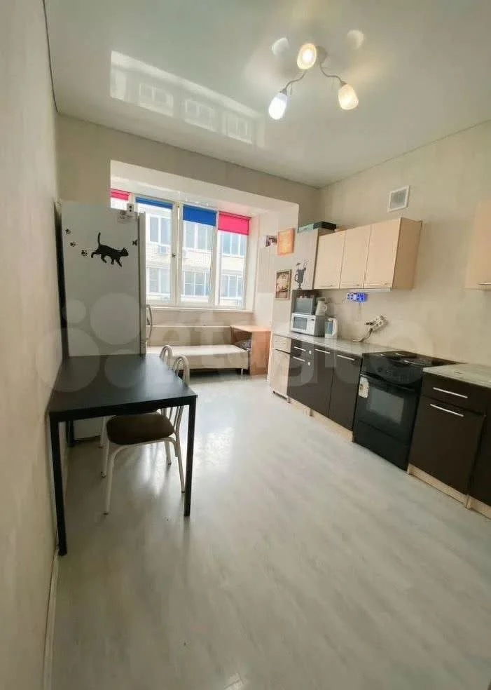 2-к квартира, 57.8м² (улица имени Сергея Есенина, 84б) - миниатюра 3