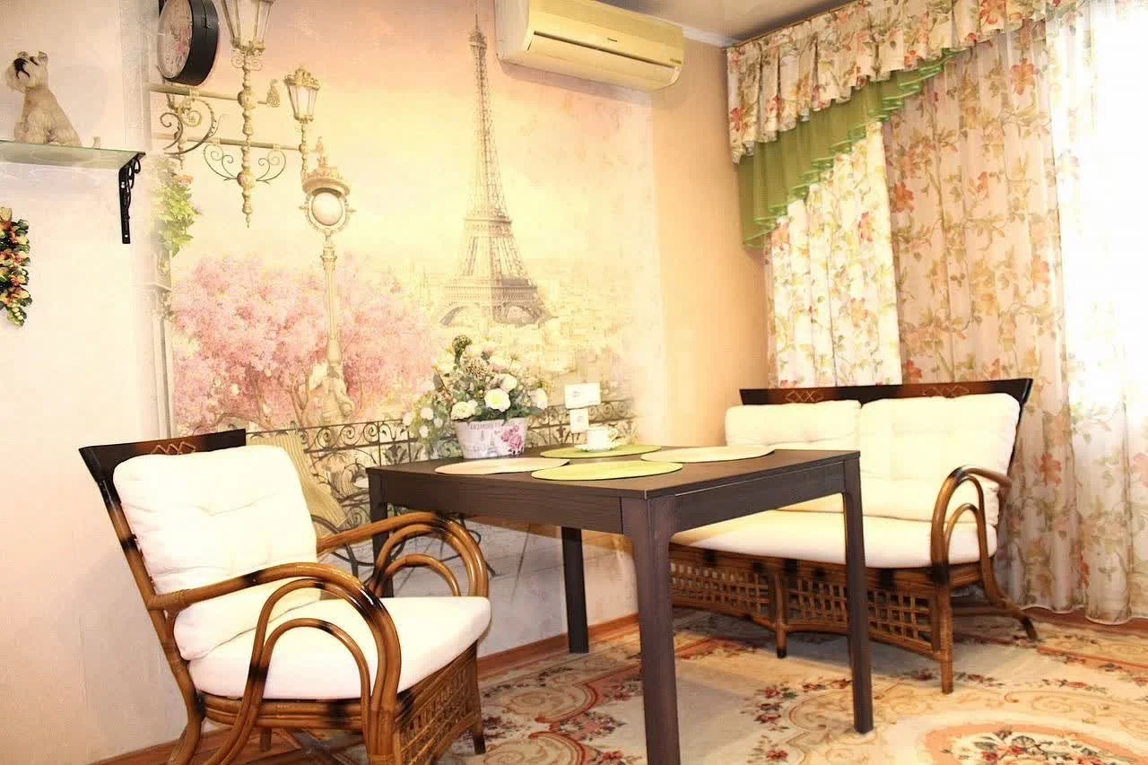 3-к квартира, 96.4м² (проспект Чекистов, 38) - миниатюра 3