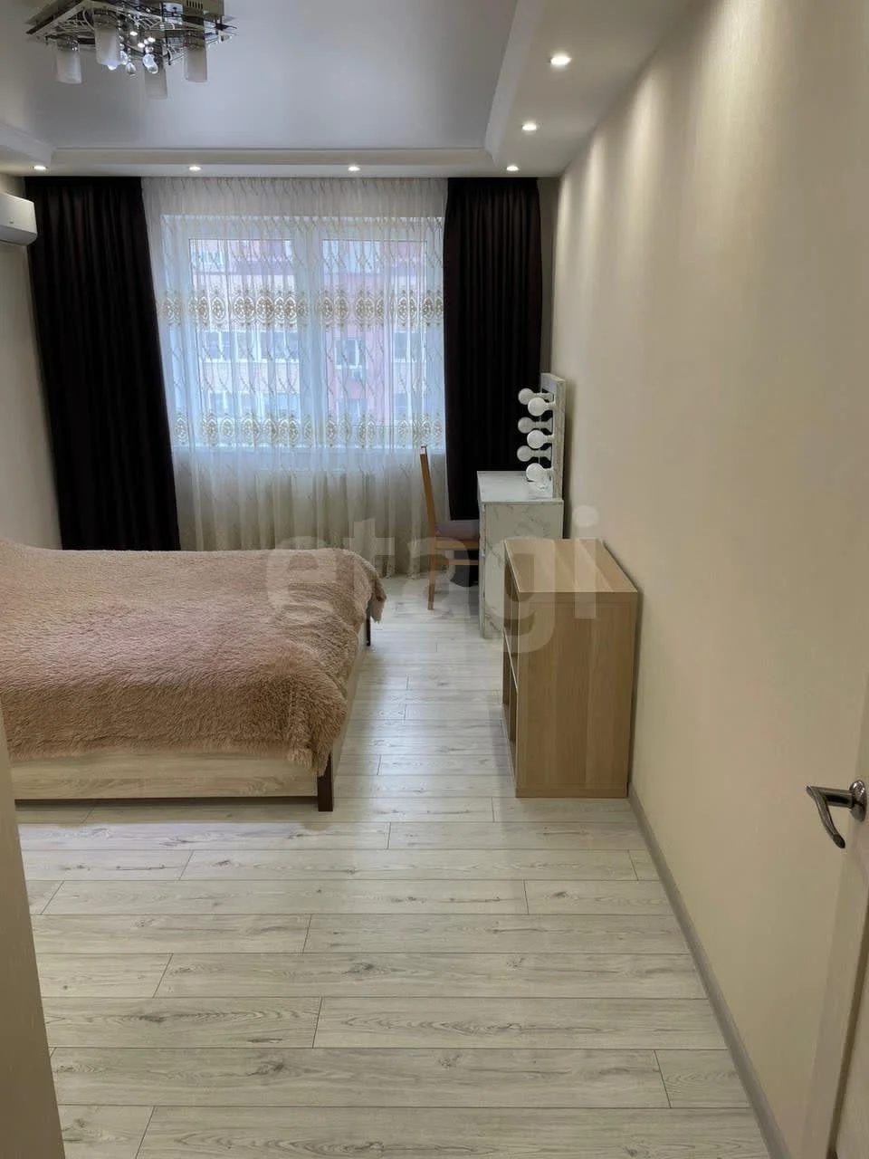 2-к квартира, 58м² (улица им. Героя Сарабеева В.И., 7) - миниатюра 6