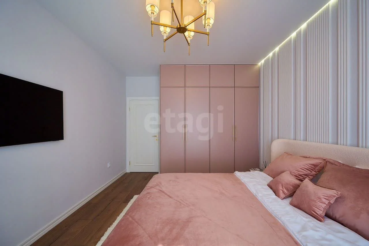 2-к квартира, 70м² (улица Григория Булгакова, 16) - миниатюра 3