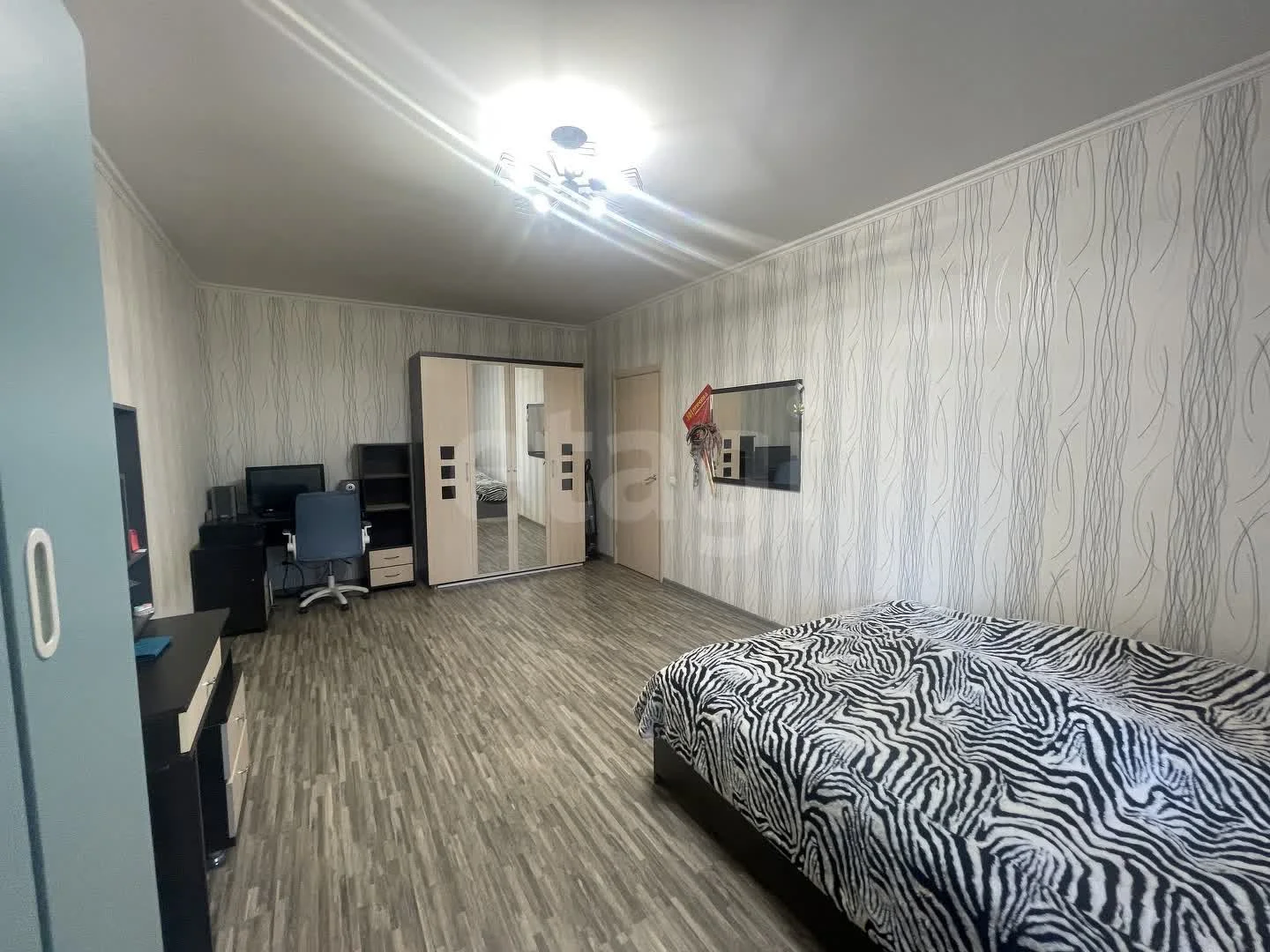 1-к квартира, 63м² (улица Кубанская Набережная, 31/1) - миниатюра 3