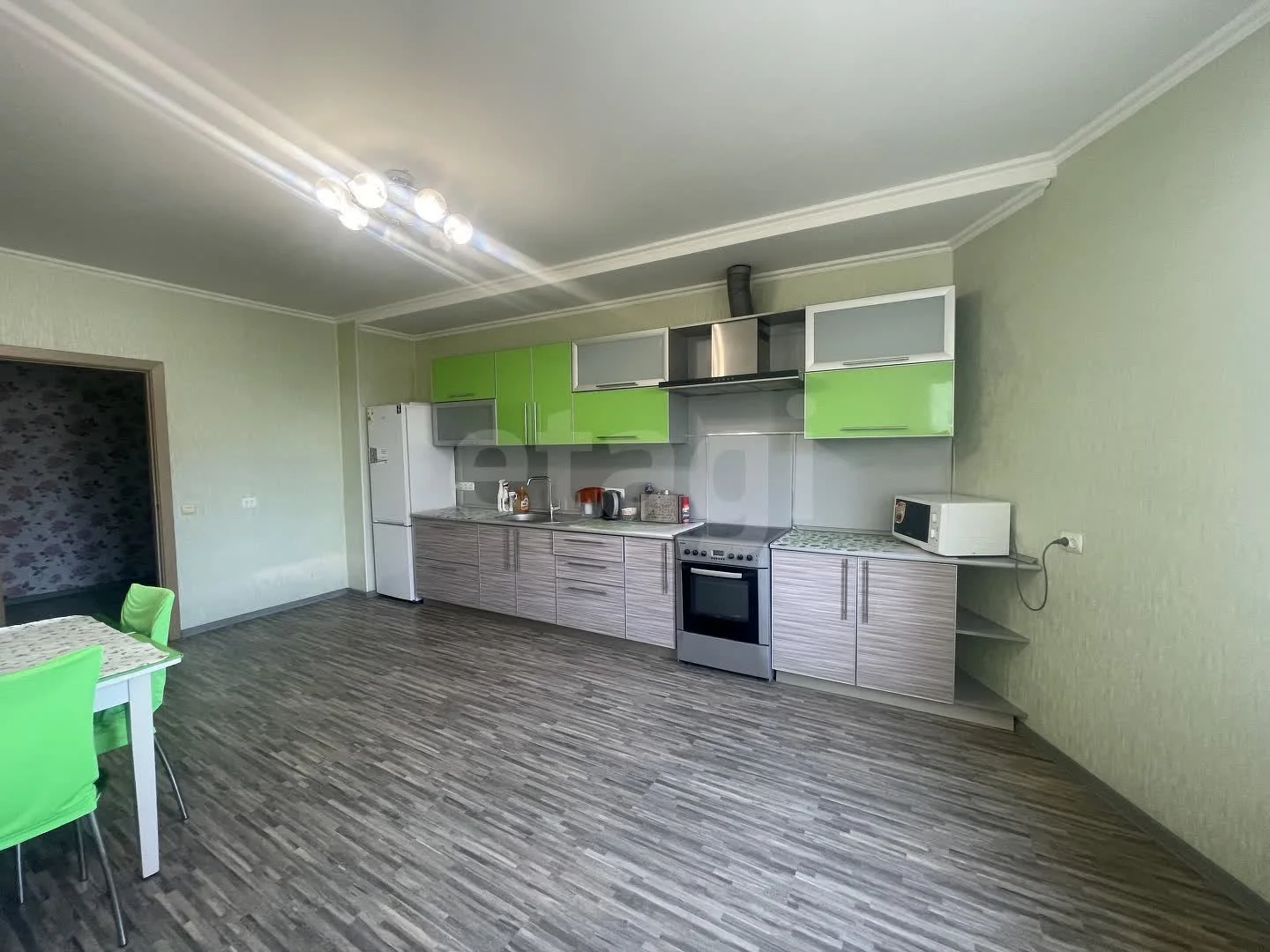 1-к квартира, 63м² (улица Кубанская Набережная, 31/1) - миниатюра 8