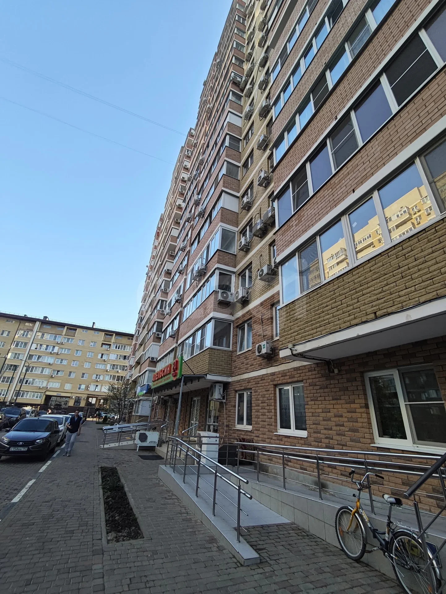 1-к квартира, 42м² (улица Евгении Жигуленко, 4) - миниатюра 12